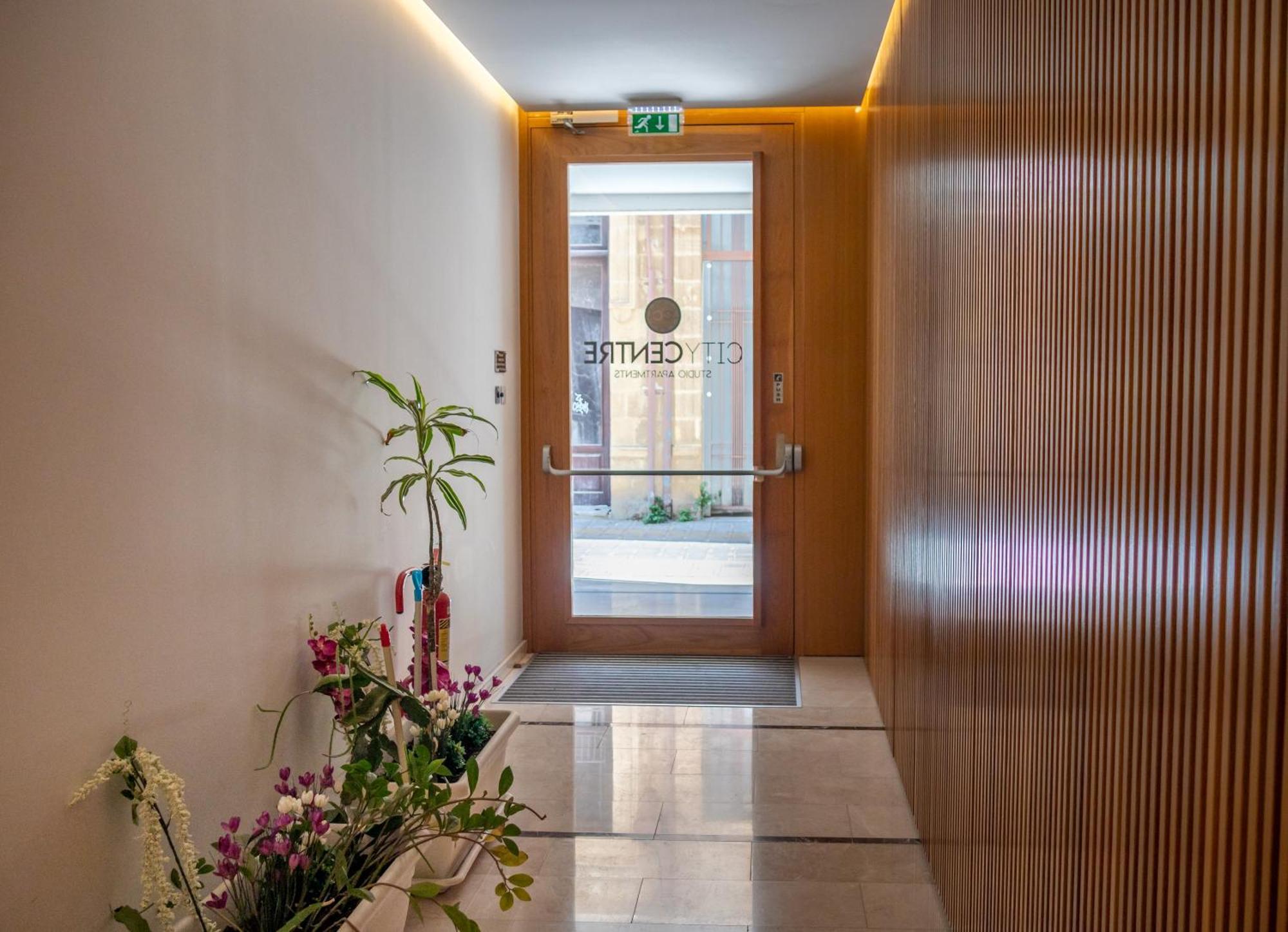 City Centre Studio Apartments Lefkoşa Dış mekan fotoğraf